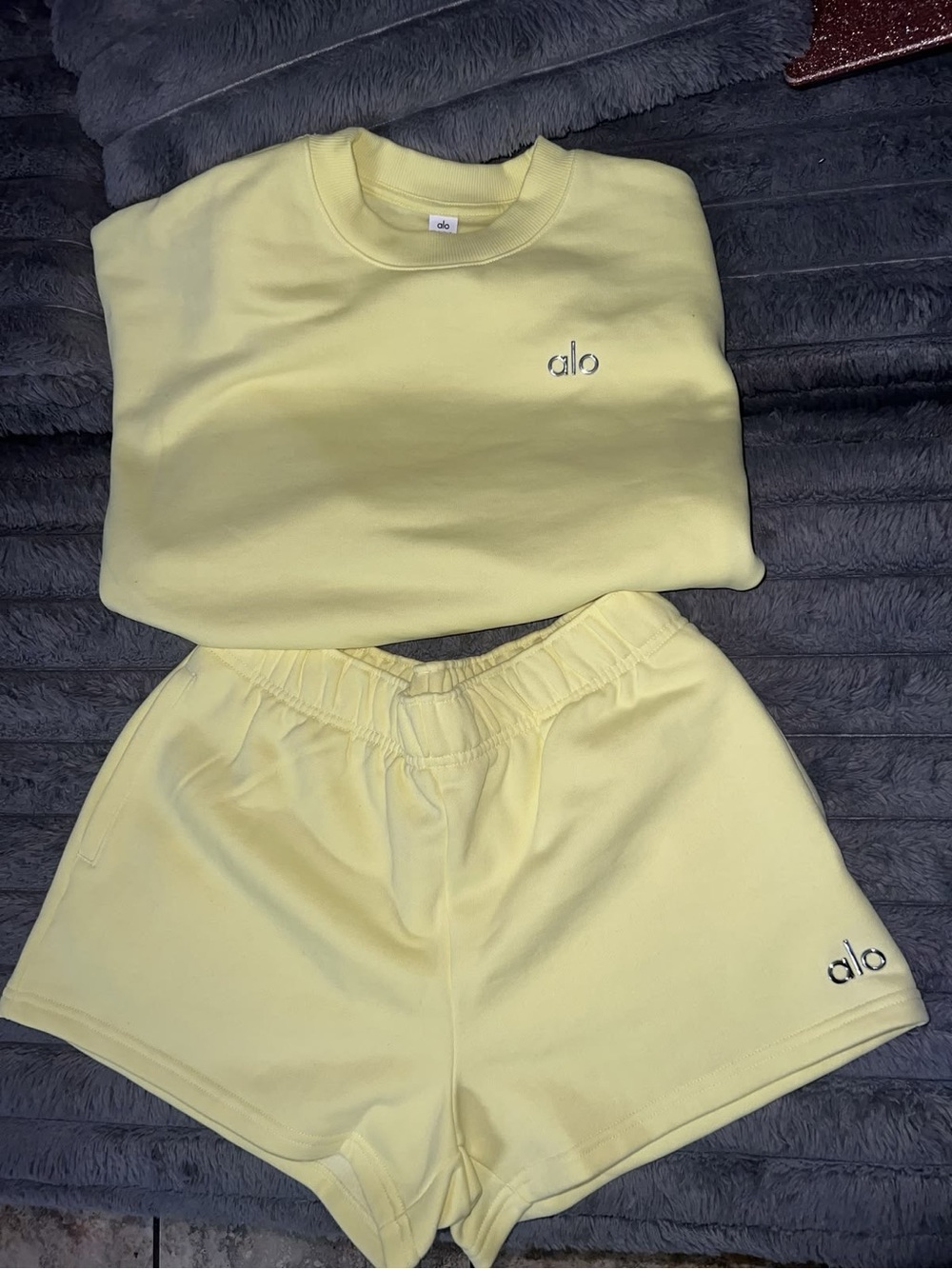 ALO Yoga Women’s Pale Yellow Athletic Lounge Shorts
